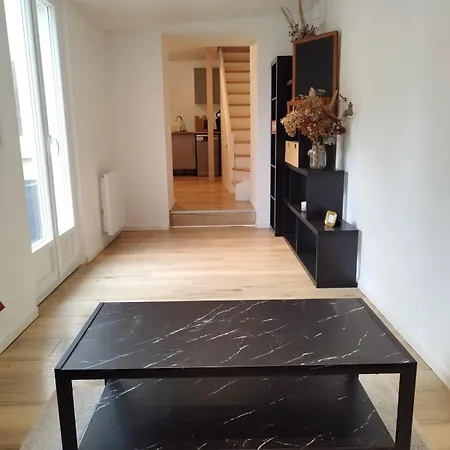 House With Terrace In The Heart Of Tatil Evi Gouvieux